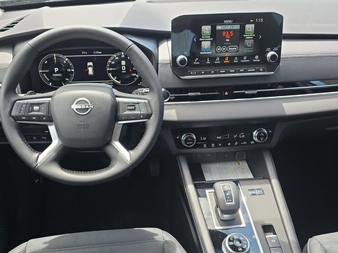 New 2026 Nissan Rogue SL AWD/4WD image 20