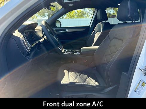 New 2026 Volkswagen Atlas Cross Sport SE AWD/4WD image 10