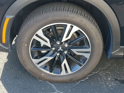 New 2024 Mitsubishi Eclipse Cross SE image 32