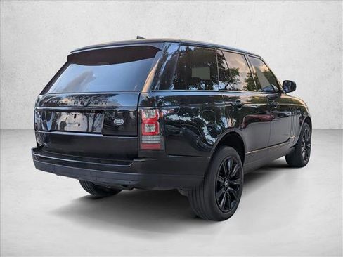 Used 2017 Land Rover Range Rover HSE image 5