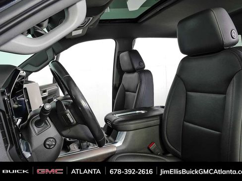 Used 2022 GMC Sierra 1500 SLT w/ SLT Premium Plus Package RWD image 5
