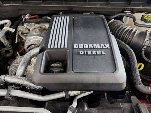 Used 2023 GMC Sierra 1500 AT4 image 30