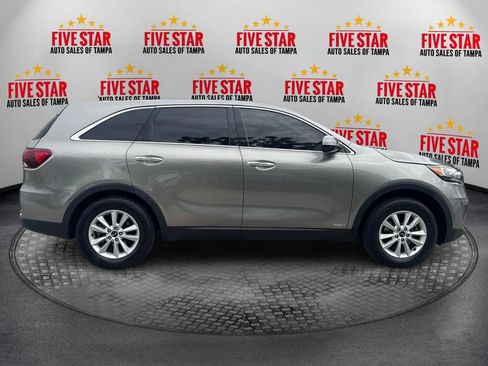 Used 2019 Kia Sorento AWD image 8