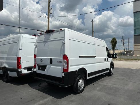 Used 2023 RAM ProMaster 2500 image 5