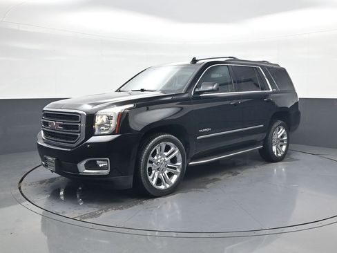 Used 2019 GMC Yukon SLT w/ Premium Edition image 3
