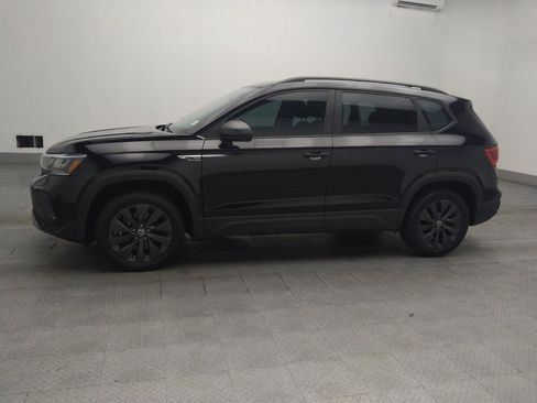 Used 2023 Volkswagen Taos S FWD image 2