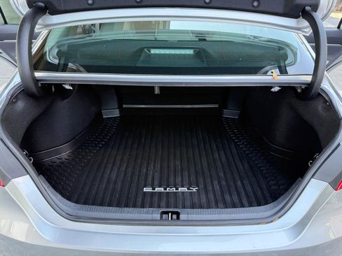 Used 2022 Toyota Camry LE image 16