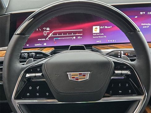 Certified 2026 Cadillac Escalade Platinum Sport w/ LPO, Floor Liner Package AWD/4WD image 17