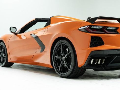 Used 2022 Chevrolet Corvette Stingray Premium Conv w/ Z51 Performance Package image 20