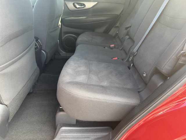 Used 2016 Nissan Rogue SV w/ SV Premium Package AWD/4WD image 21