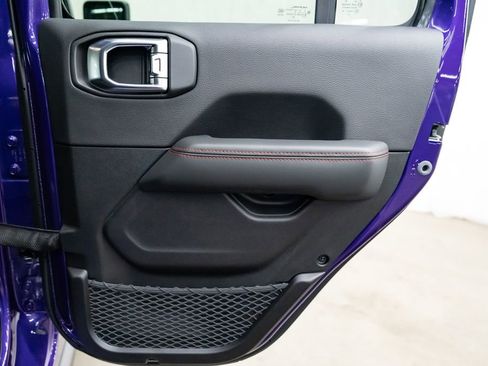 New 2026 Jeep Gladiator Rubicon w/ Steel Power Dome Hood Package AWD/4WD image 30