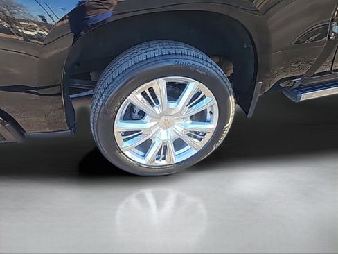 Used 2023 Chevrolet Silverado 1500 High Country w/ High Country Premium Package image 15