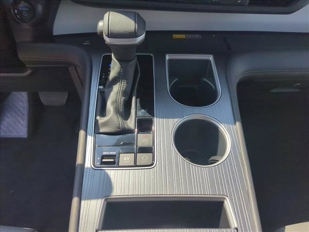 Used 2025 Toyota Sienna XLE FWD image 16