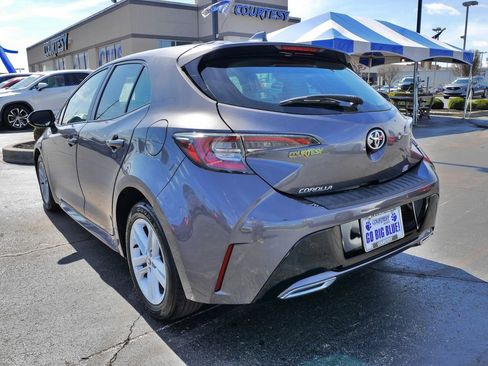 Used 2021 Toyota Corolla SE image 5