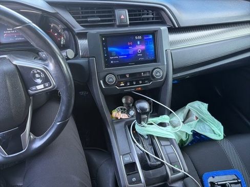 Used 2019 Honda Civic Sport image 17