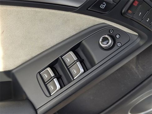 Used 2017 Audi S5 3.0T Cabriolet w/ Technology Package image 24