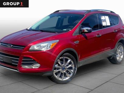Used 2016 Ford Escape SE w/ SE Chrome Package