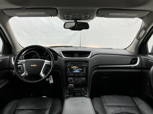 Used 2015 Chevrolet Traverse LT FWD image 29