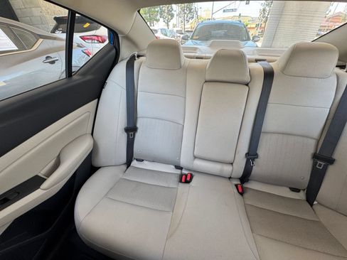 Used 2025 Nissan Altima 2.5 SV FWD image 40