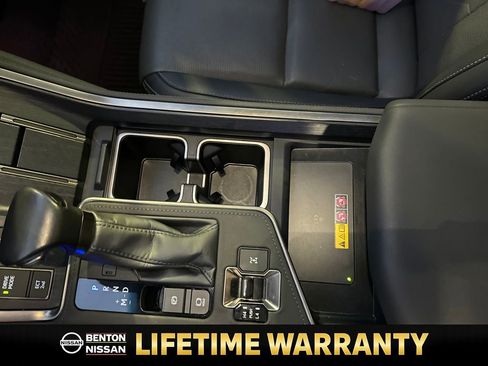 Used 2024 Lexus GX 550 image 27