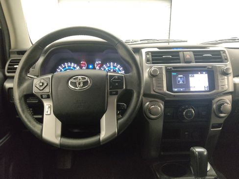 Used 2018 Toyota 4Runner SR5 Premium w/ Four Season Floor Mat Package AWD/4WD image 22