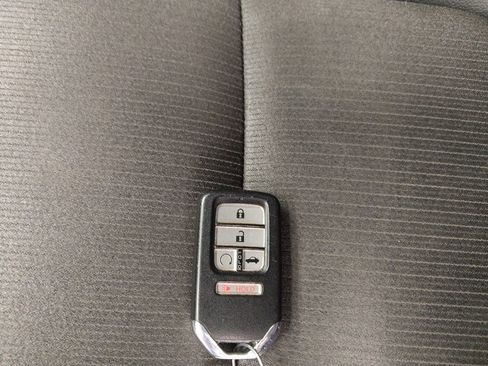 Used 2021 Honda Accord Sport image 32