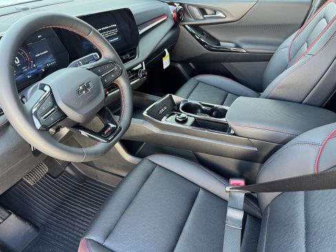 New 2026 Chevrolet Equinox RS w/ LPO, Floor Liner Package image 9