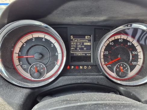 Used 2017 Dodge Grand Caravan GT FWD image 12