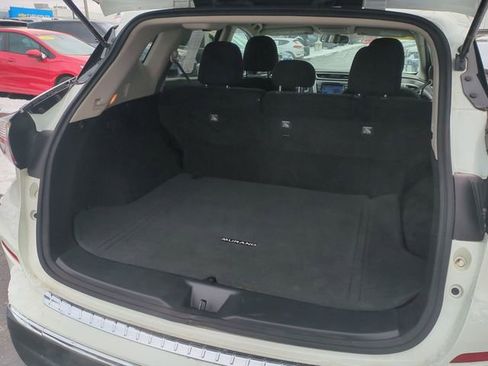 Used 2017 Nissan Murano SV AWD/4WD image 25