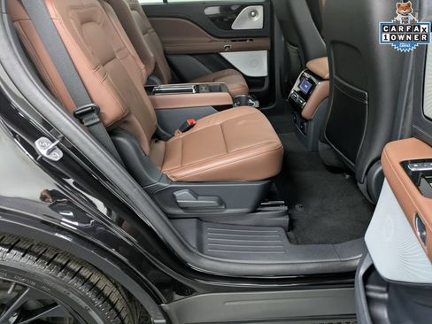 Used 2025 Lincoln Aviator Reserve w/ Equipment Group 201A AWD/4WD image 34