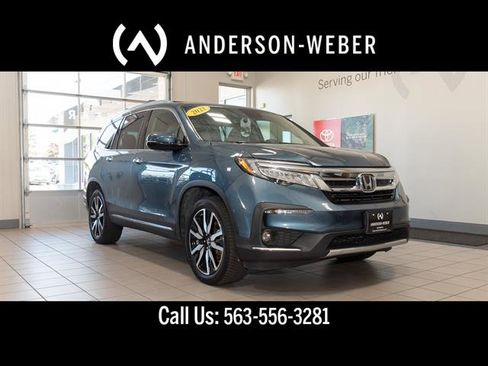 Used 2022 Honda Pilot Touring image 1