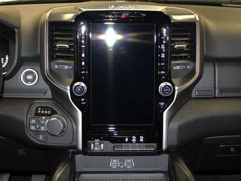 New 2026 RAM 1500 4x4 Crew Cab image 14