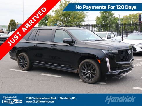 Used 2023 Cadillac Escalade ESV Sport w/ LPO, ONYX Package AWD/4WD image 1