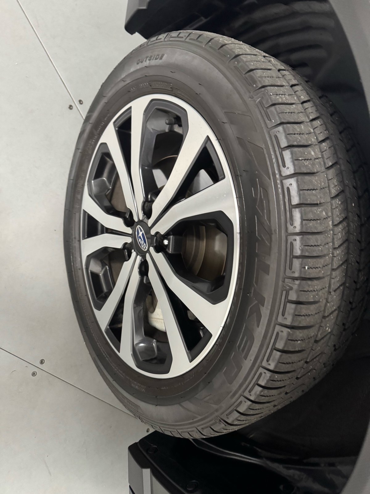 Certified 2023 Subaru Forester Limited AWD/4WD image 9