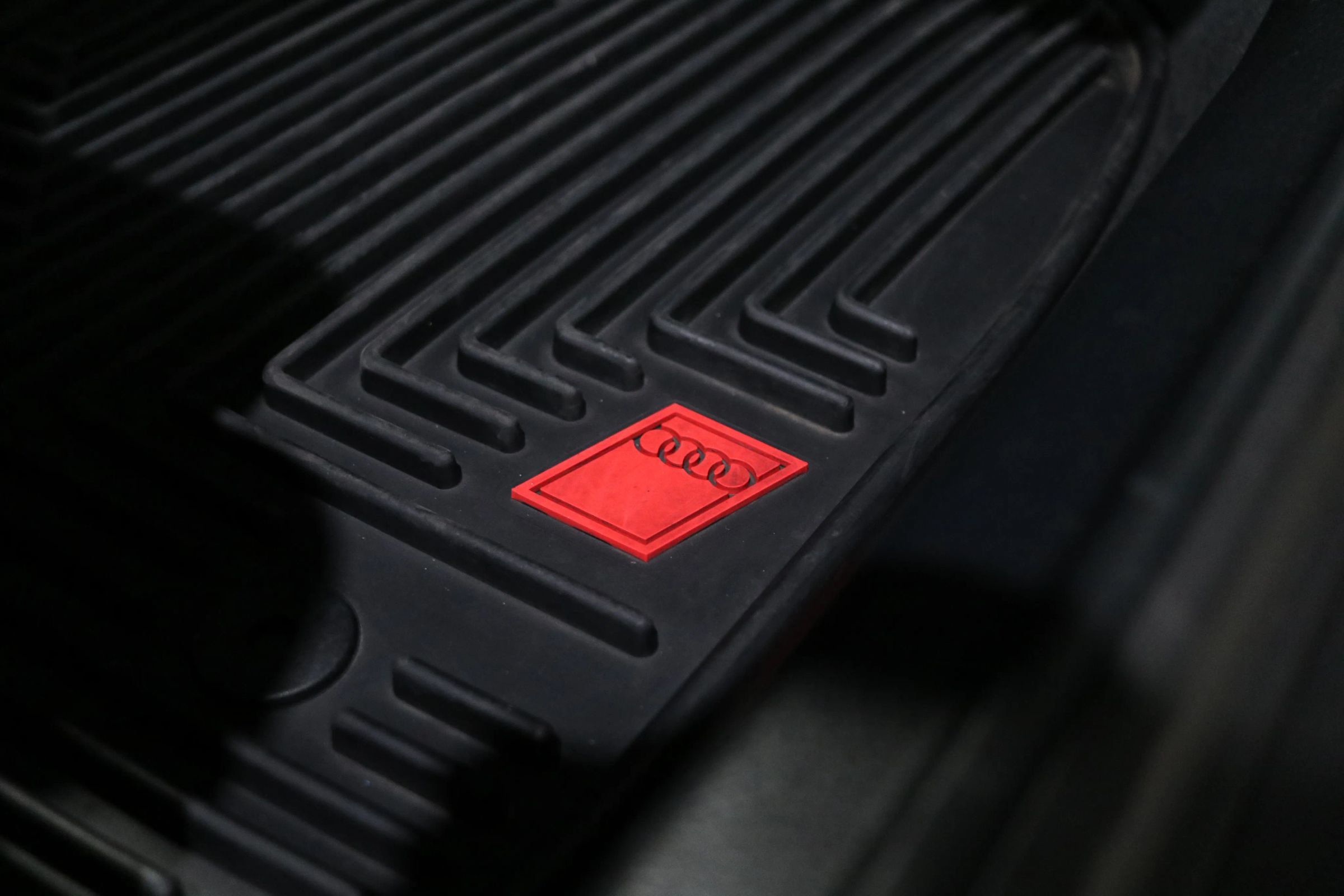 Used 2000 Audi S4 Sedan AWD/4WD image 94