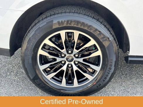 Certified 2025 Ford Expedition Platinum AWD/4WD image 11