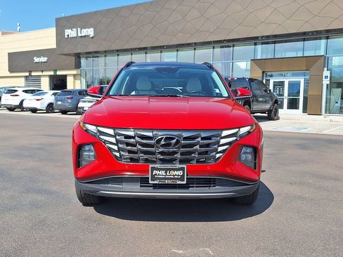 Certified 2022 Hyundai Tucson Limited w/ Cargo Package AWD/4WD image 8