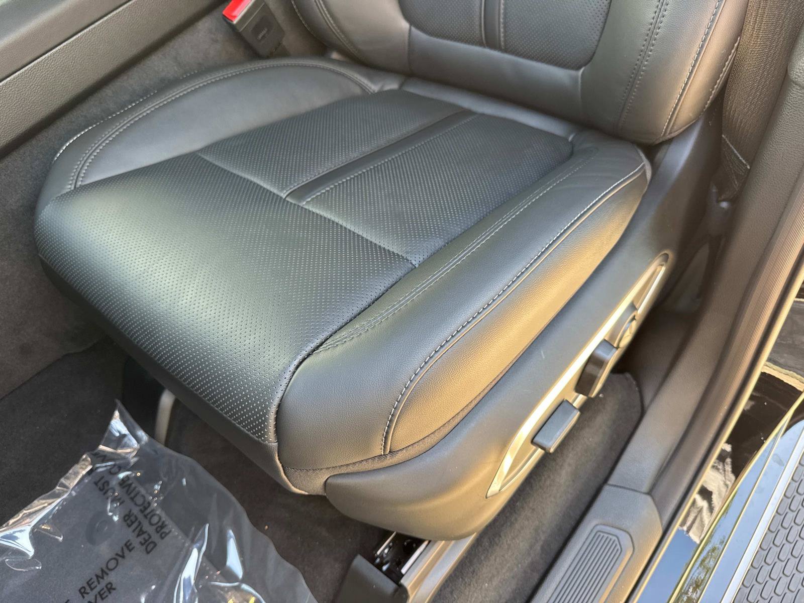 New 2026 Jeep Grand Wagoneer 2WD w/ Premium Group I image 21