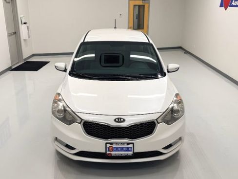 Used 2014 Kia Forte EX FWD image 4