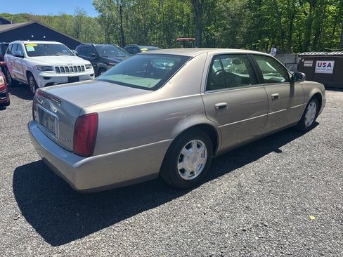 Used 2004 Cadillac De Ville image 9