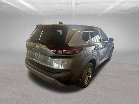Used 2023 Nissan Rogue S FWD image 8