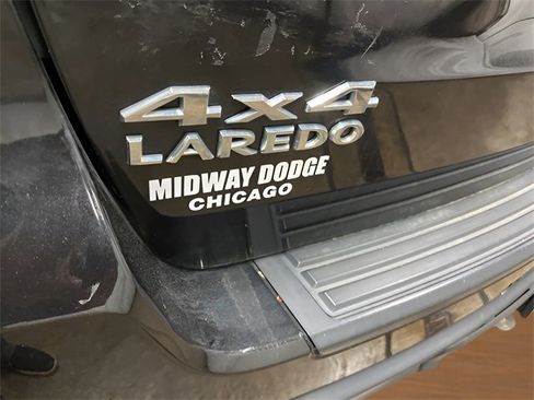 Used 2011 Jeep Grand Cherokee Laredo image 20