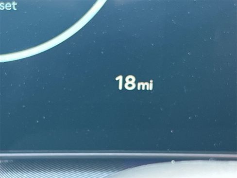 New 2025 Hyundai Sonata Limited image 28