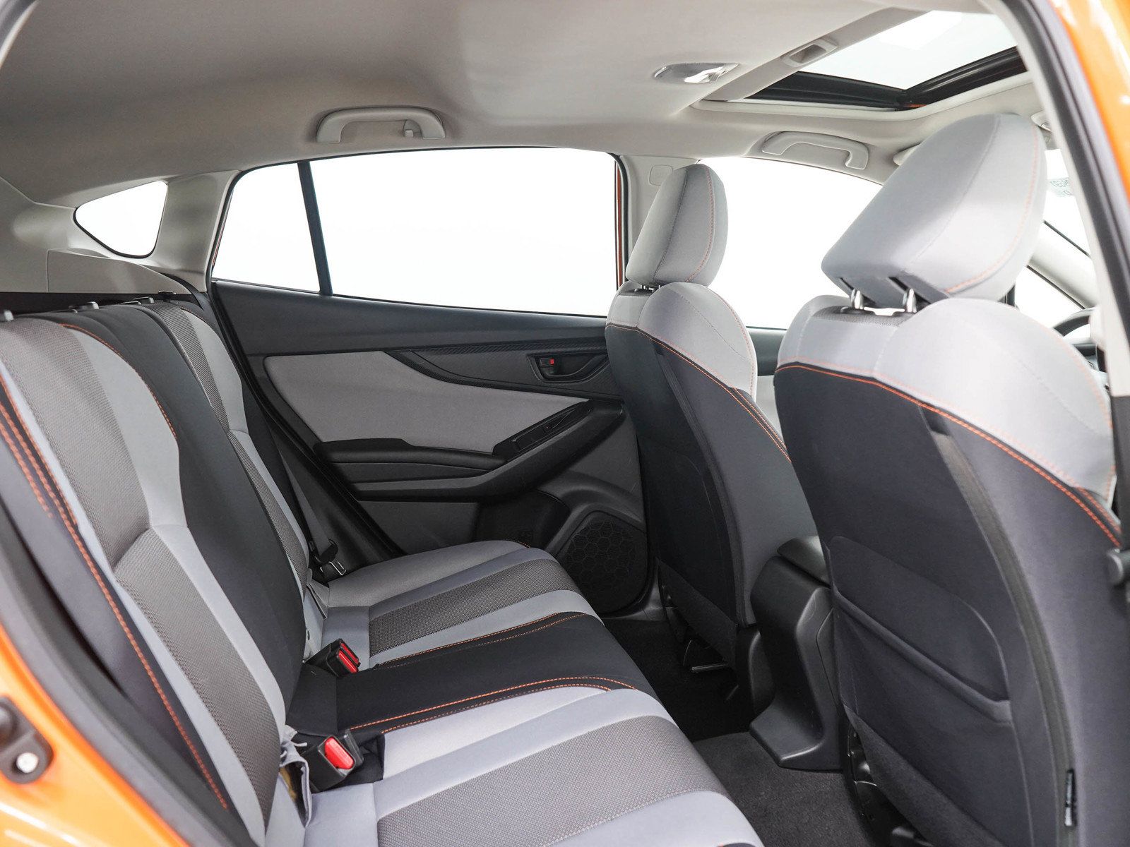 Used 2018 Subaru Crosstrek 2.0i Premium w/ Moonroof Package AWD/4WD image 13