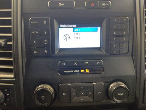 Used 2019 Ford F150 XL w/ Equipment Group 101A Mid AWD/4WD image 25