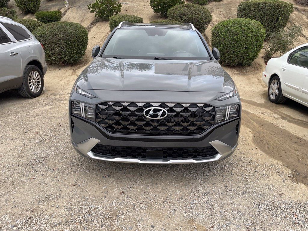Used 2022 Hyundai Santa Fe Calligraphy FWD image 2
