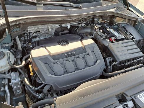 Used 2020 Volkswagen Tiguan SE FWD image 32