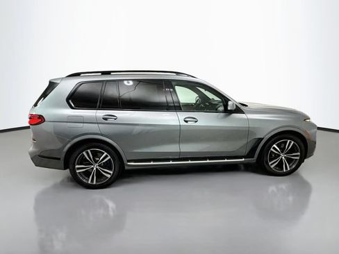 Used 2026 BMW X7 xDrive40i AWD/4WD image 8
