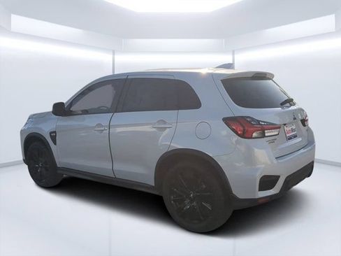 Used 2025 Mitsubishi Outlander Sport AWD image 5