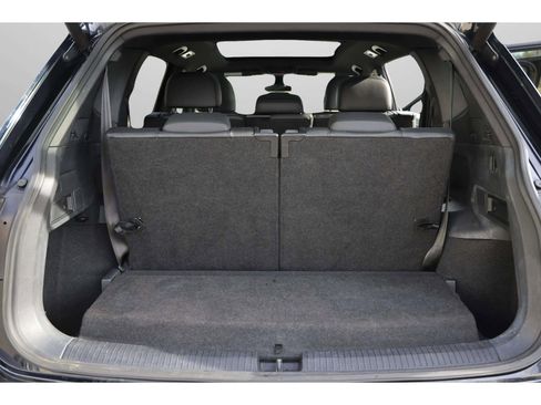 Used 2019 Volkswagen Tiguan SEL Premium R-Line w/ 3rd Row Seat Package image 30